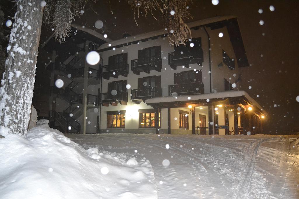 Park Hotel Gran Bosco Sauze D'Oulx Bagian luar foto